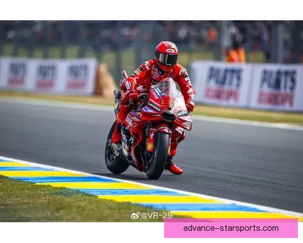 MotoGP赛季精彩回顾 法比奥四度登顶 马尔凯斯回归亮眼表现